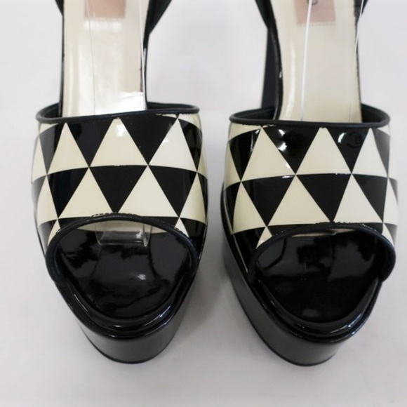 NEW Valentino Shiny Fever Platform Sandals - Picture 2 of 8